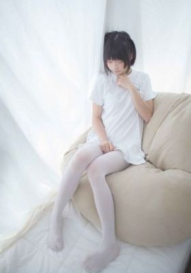 全彩无遮巨大乳尖奶老师在线观看