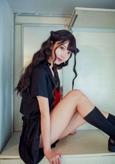 电影漂亮的女邻居