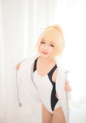 赵露思